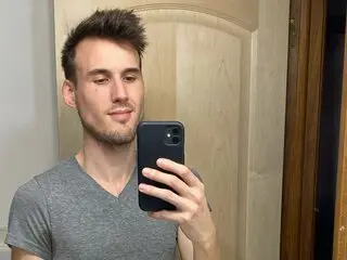 Livesex adult ThaneMagnus